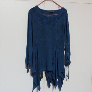 Bohemian style blouse By the Pyramid Collection